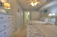 Exclusive Balcony and Resort Amenities - Delightful Ocean View
