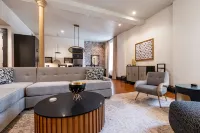 4BR Luxe Group Retreat Walk to French Quarter | The Mayfair