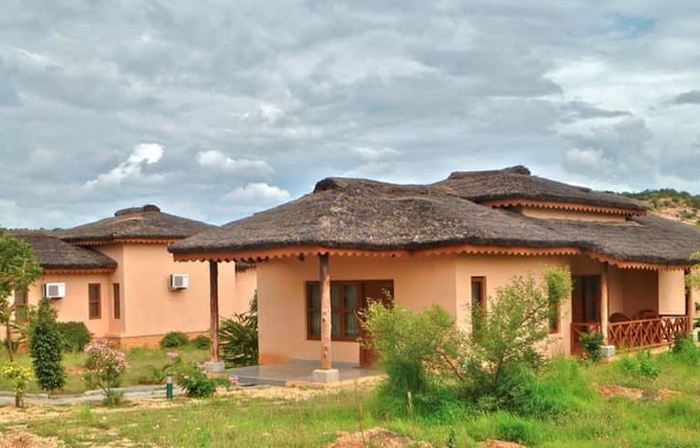 Hampi Heritage and Wilderness Resort - Junglelodges
