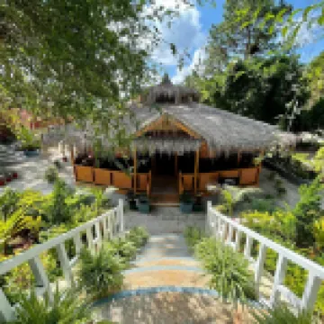 Myat Saytaman Traditional Bamboo House Отели в г. 