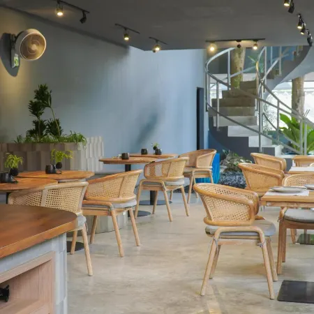 Ayom Suite