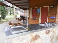 Nrma Bright Holiday Park - Hot Tub