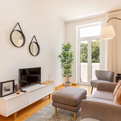 Youropo - Cosy Hotels near Rua Santa Catarina