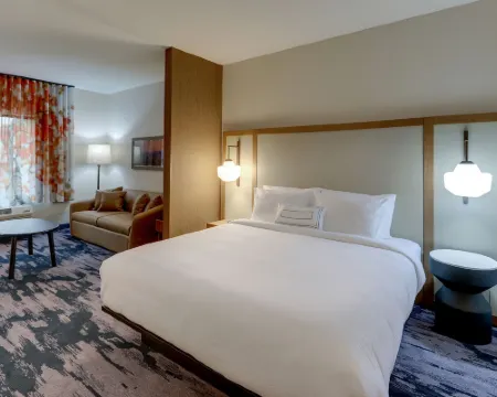 フェアフィールド イン & スイーツ バイ マリオット・アシュビル ウィーバーヴル ウィーヴァーヴィルのホテル