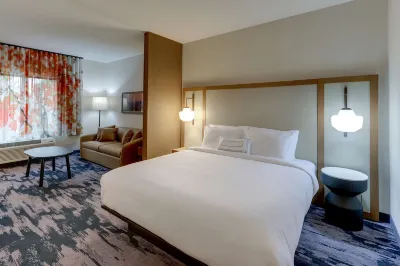 Fairfield Inn & Suites Asheville Weaverville Hotels in Marshall