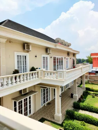 Green Forest Hotel Отели в г. Serdang Bedagai Regency