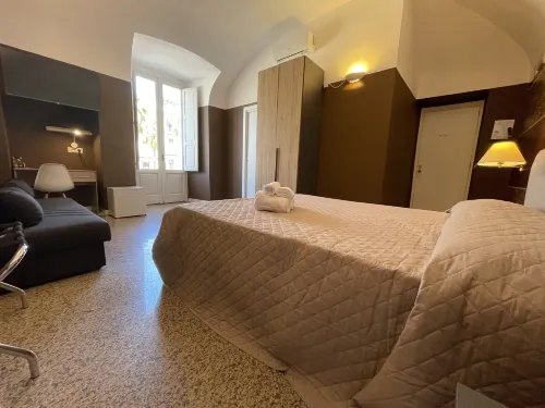 CconfortHotels R&B Central Rooms - Gästehäuser