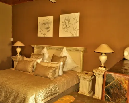 Amaka Private Game Reserve and Safaris Hotel di Ladysmith