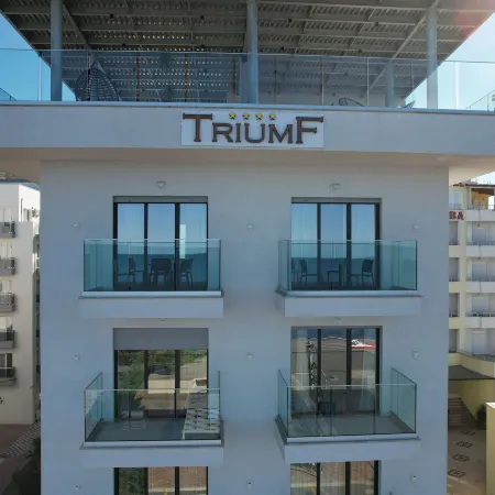 Hotel Triumf Shengjin
