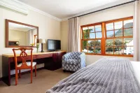 Noordhoek Village Hotel Hotels in Kommetjie