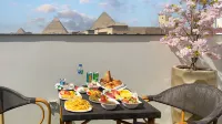 Rizk Pyramids View Hotel