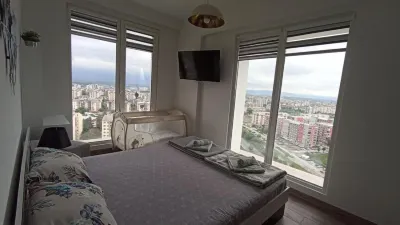 18th & 16h Floor Secure Luxury Condos with Pool & Fitness Included in Price