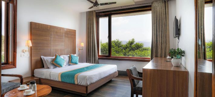 Shivani Foods And Resort Hotels in Almora