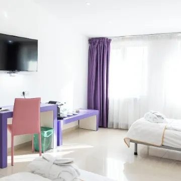 Hotel Christina Plus