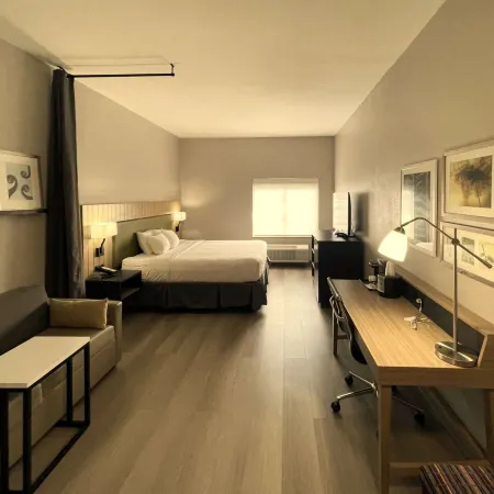Country Inn & Suites by Radisson, Midway - Tallahassee West