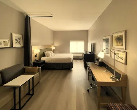 Country Inn & Suites by Radisson, Midway - Tallahassee West Hotels in Midway