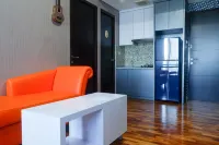 Exquisite & Spaciuos 1Br Apartment at Tamansari Papilio Hotels in Gayungan