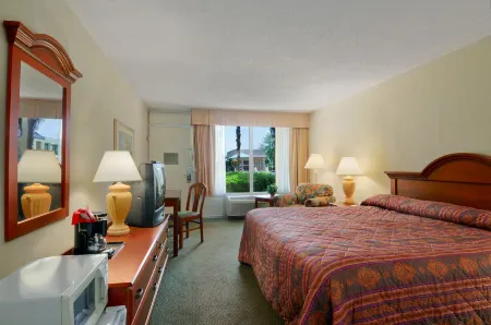 Motel 6 Natchitoches, La Отели рядом с достопримечательностью «Парк Хайленд Парк»