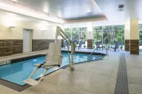 Fairfield Inn & Suites North Bay - Pools