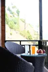 Justa Cliffend Resort & Spa, Mashobra - Romantisk