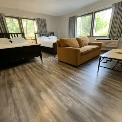 Boulder Twin Lakes Inn Hotels in Niwot