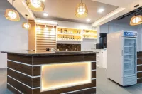 由Cocotel提供動力的Magsaysay山坡度假村 - 酒吧