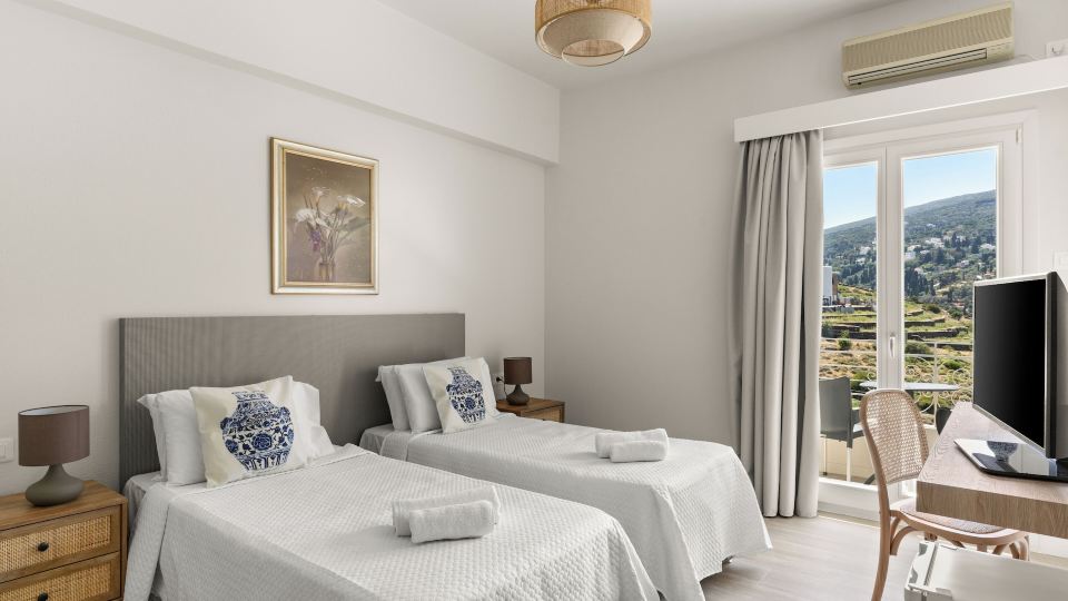 Paradise Art Hotel