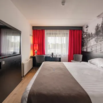 Bastion Hotel Schiphol Hoofddorp Отели в г. Хофддорп