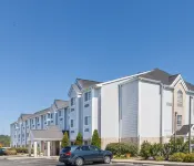 Quality Inn & Suites - Motels