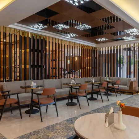 Sunday Emerald Hotel