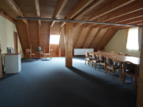 アルコールホテルフェリエンドルフ・アン・デア・オストゼー クリュツのホテル