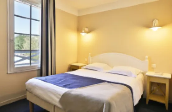 布熱內區皮埃爾度假法義公寓式酒店