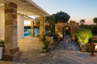 Relais Masseria Casina Dei Cari Hotels in Gemini