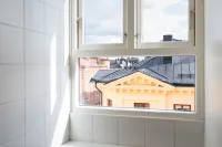 هوتل روث، وورلد هوتلز كرافتيد