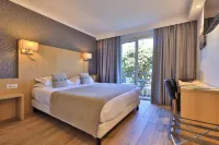 Le Petit Prince Hotels in Sainte-Maxime