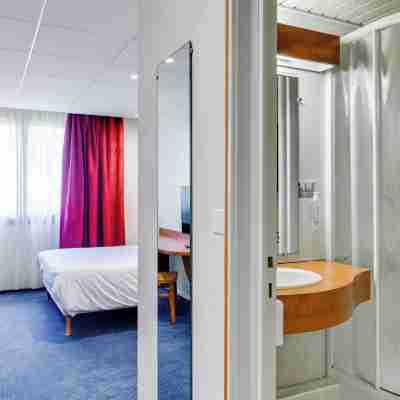 Brit Hotel Nantes Vigneux – L’Atlantel Rooms