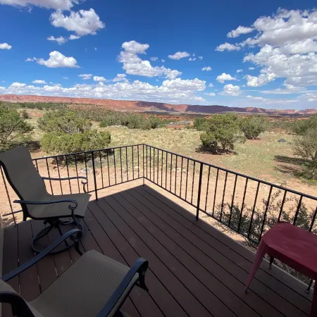 SkyRidge Inn