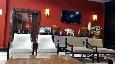 Soltane Hotel Отели рядом с достопримечательностью «Bordj Tamentfoust»