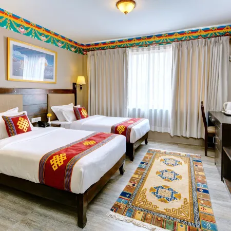 Hotel Lotus Gems Отели рядом с достопримечательностью «Боудханат Ступа»