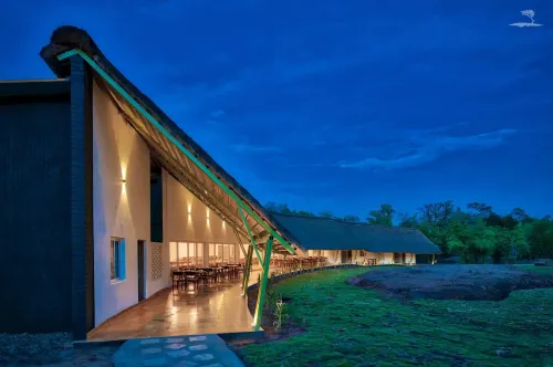 Red Earth Tadoba Hotels in Chandrapur