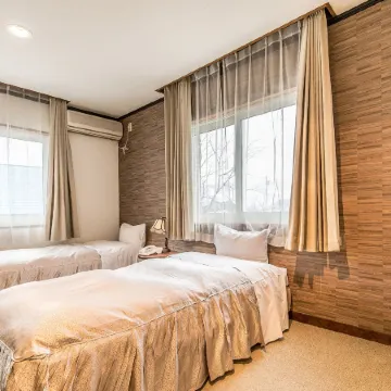 Petit Hotel Enchante