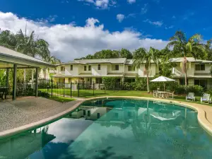 Byron Lakeside Holiday Apartments