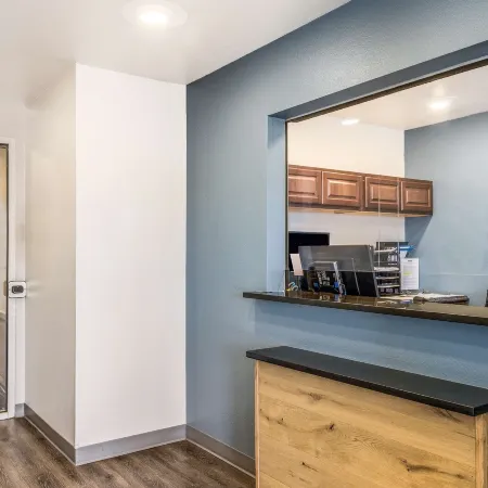 WoodSpring Suites Bentonville