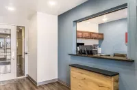 WoodSpring Suites Bentonville