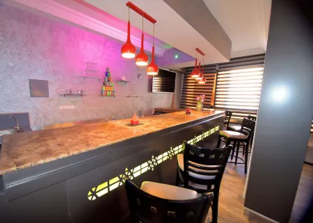 Hotel Nouzha Отели в г. Ain Chqef