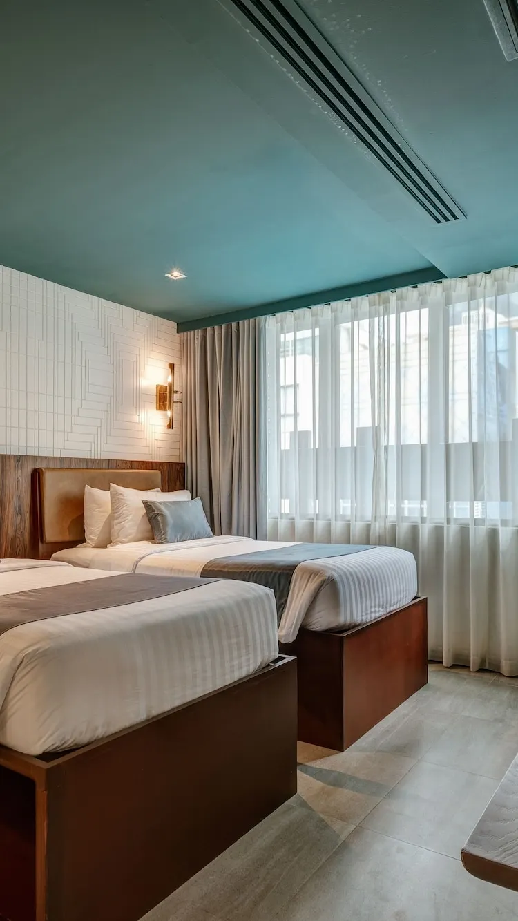 ห้องดีลักซ์ทวิน, ปลอดบุหรี่