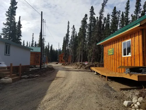Denali Tri-Valley Cabins Hotels in Healy