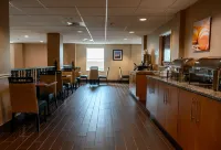 Comfort Inn & Suites Patriots Point - breakfast
