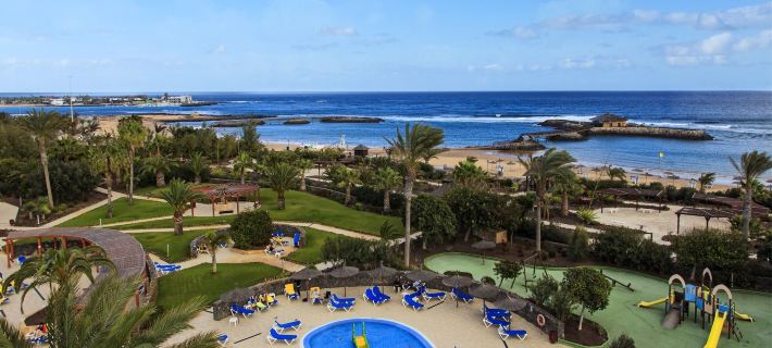 Elba Carlota Beach & Golf Resort Hotele w: Maxorata