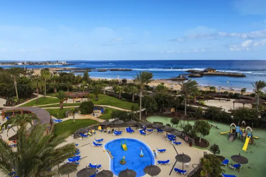 Elba Carlota Beach & Golf Resort